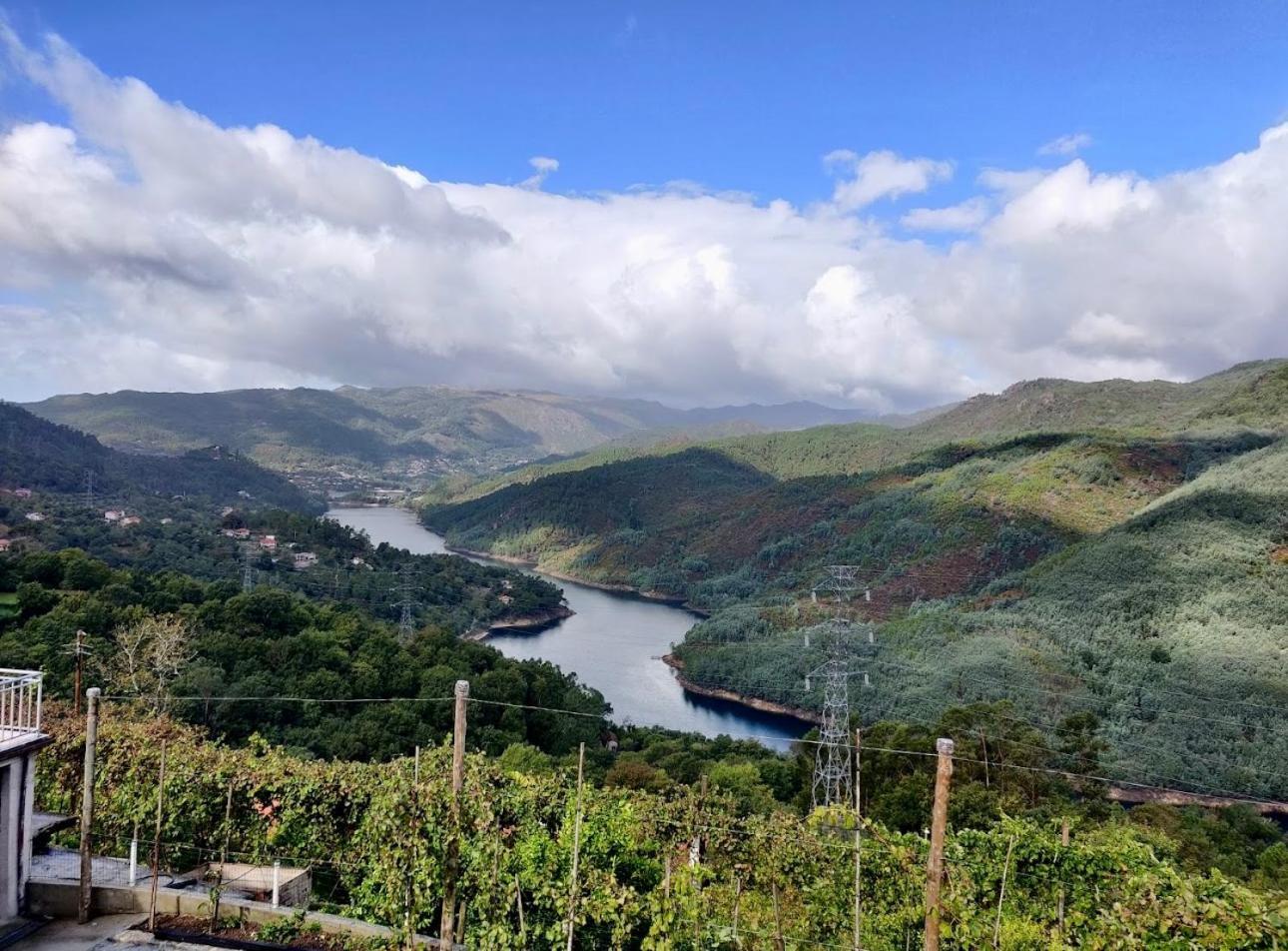 Geres - Aldeia Turistica De Louredo Villa Виейра до Миньо Екстериор снимка